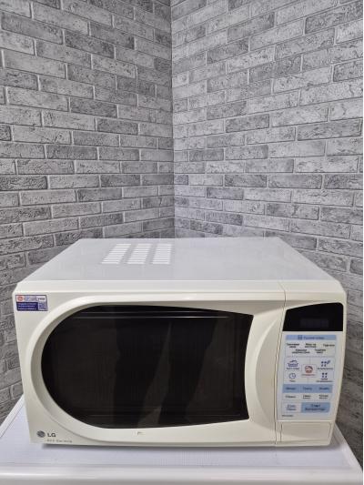 Микроволновая печь LG MH 6346C
